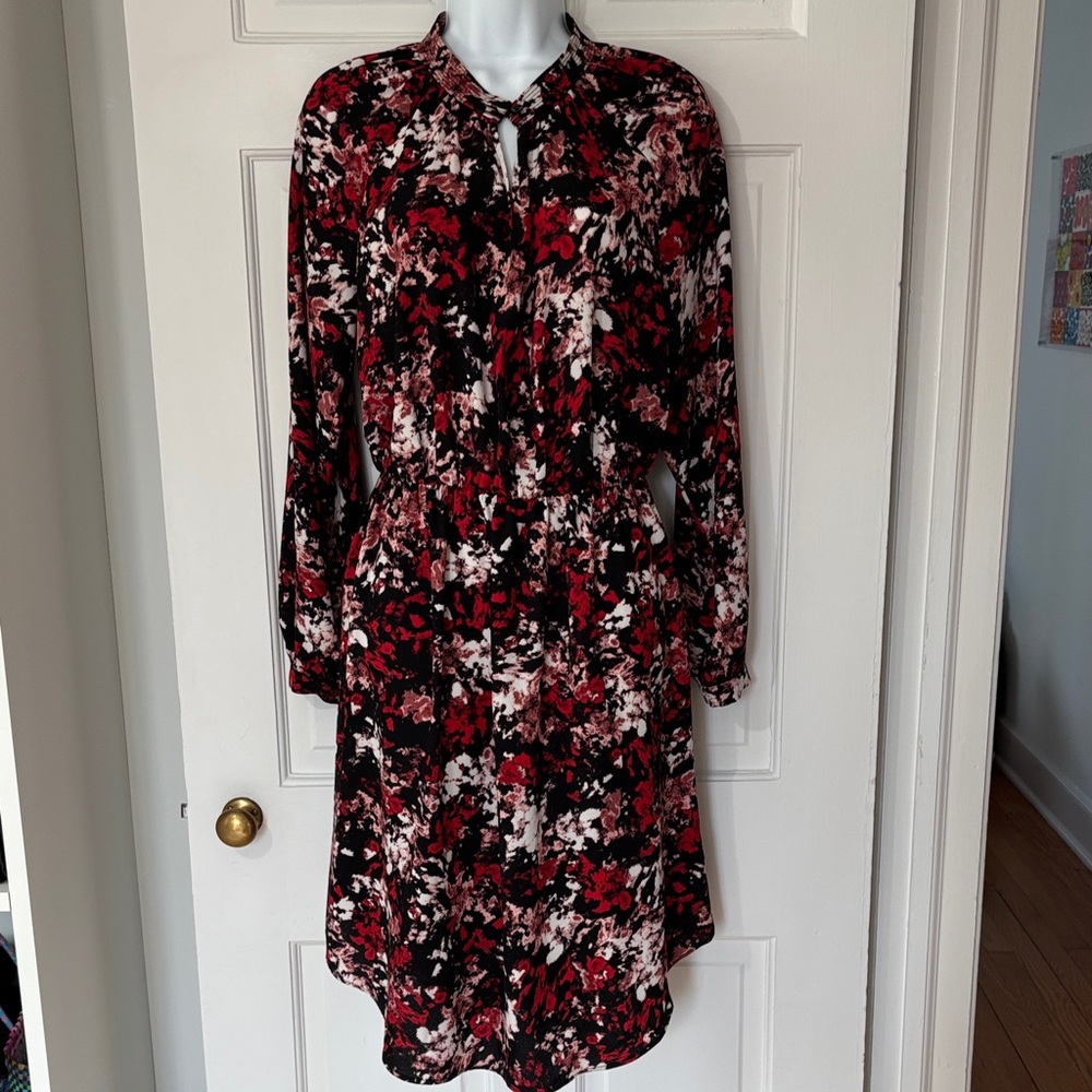 Elizabeth and James Red, Black & White Floral Long-Sleeve Dress